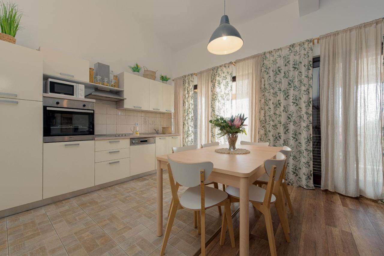 Apartment Tomislav Vir Kültér fotó